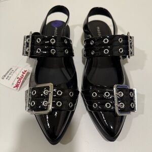 * NEW Madden Girl Black Patent Buckle Flats BT